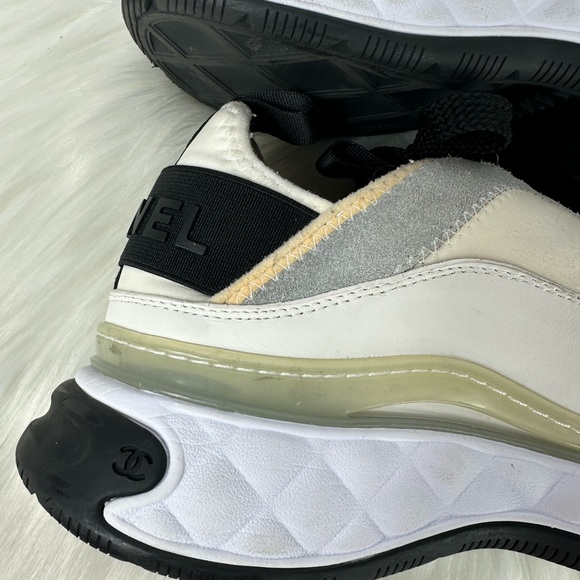 Chanel CC Cap Toe Logo Sneakers Sz 40 - Picture 15 of 16